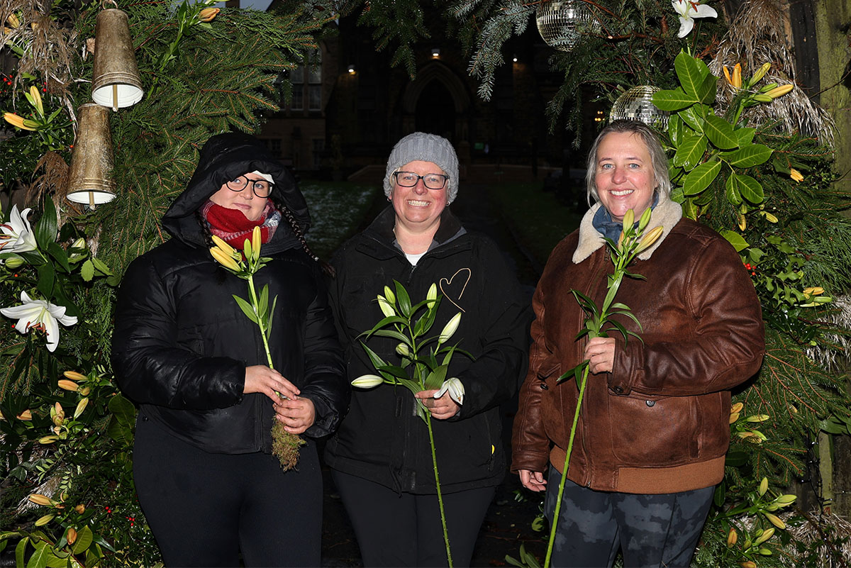 Jacqui O and colleagues with BFF Xmas design