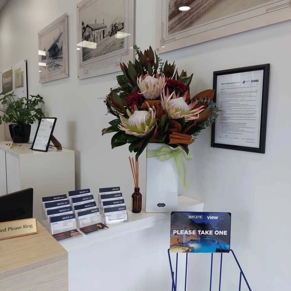 Flower presence in office area