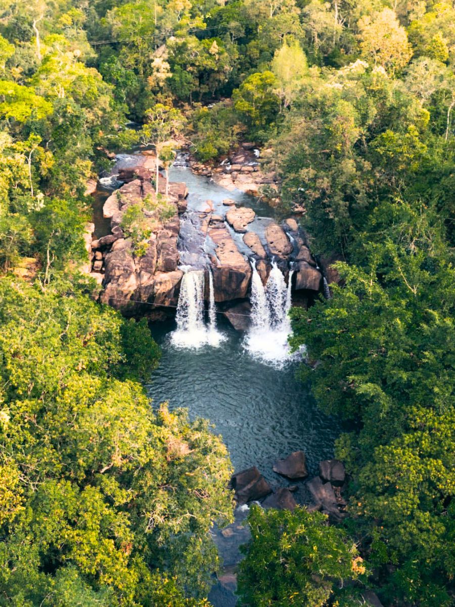 The nature and waterfalls surrounding the hotel