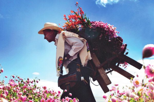 Blown Away by the Amazing Beauty of These Backpacks at Feria de Las Flores in Medellin - Article on Thursd (10)