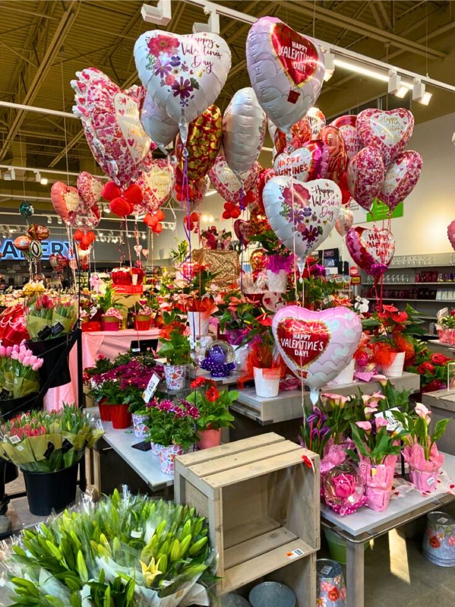 Ways to Make a Profit and Prepare Your Flower Shop for Valentine's Day