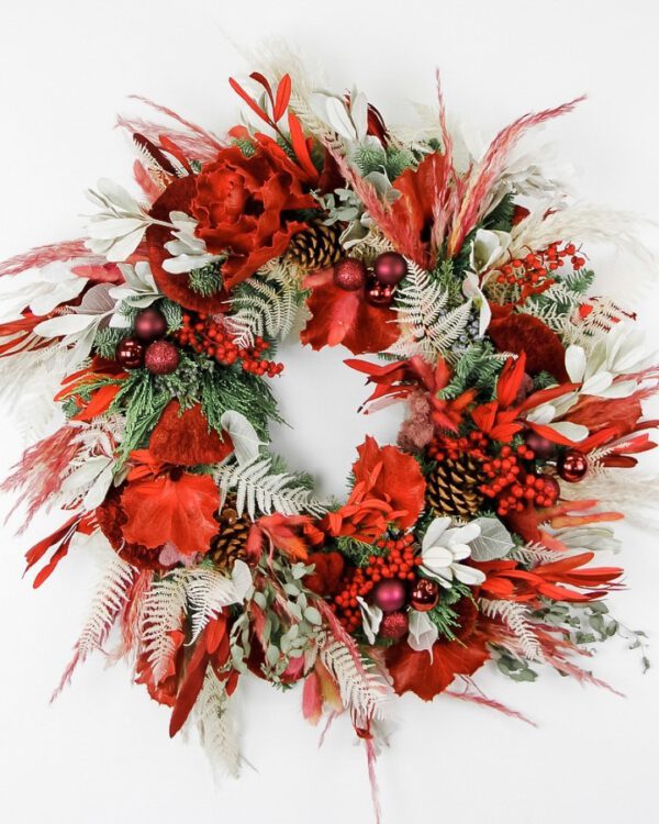 Christmas Floral Designs That Will Get You in That Festive Mood Seasonal Wreath