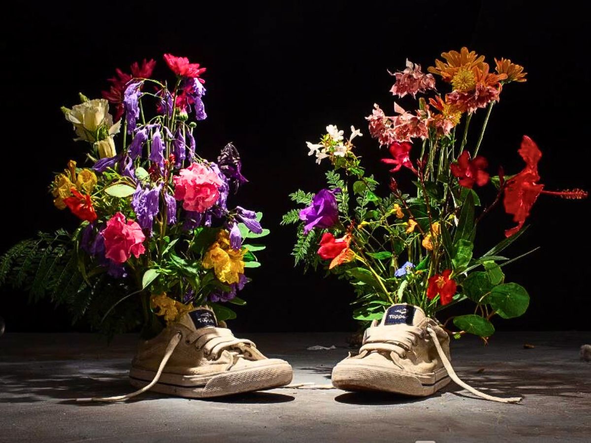 Remembering República Cromañón Tragedy Victims With LONA’s Flower Sneakers