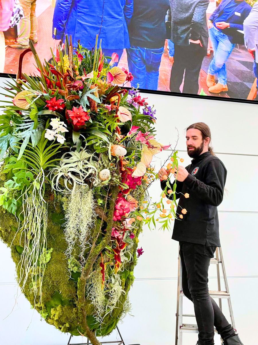 Christopher Ernst floral designer from Germany