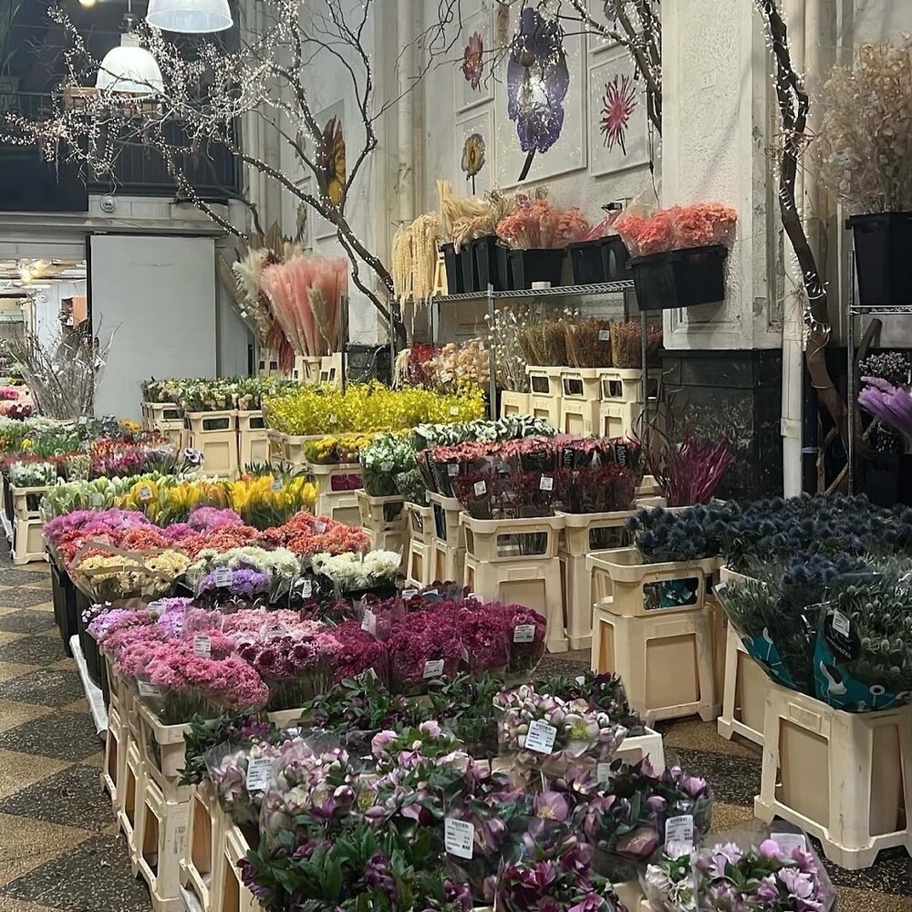 New York flowers seller