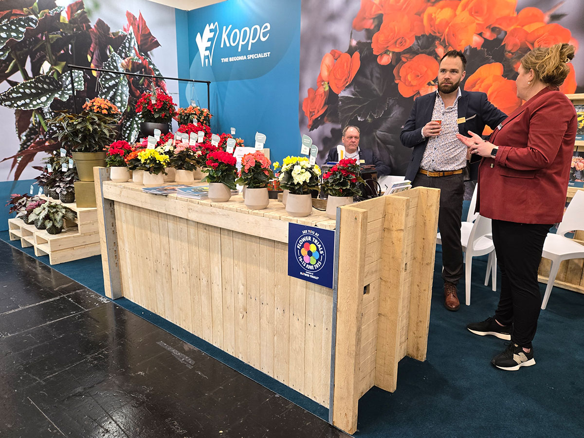 Bert Koen and Lisanne from Koppe Begonia at IPM Essen