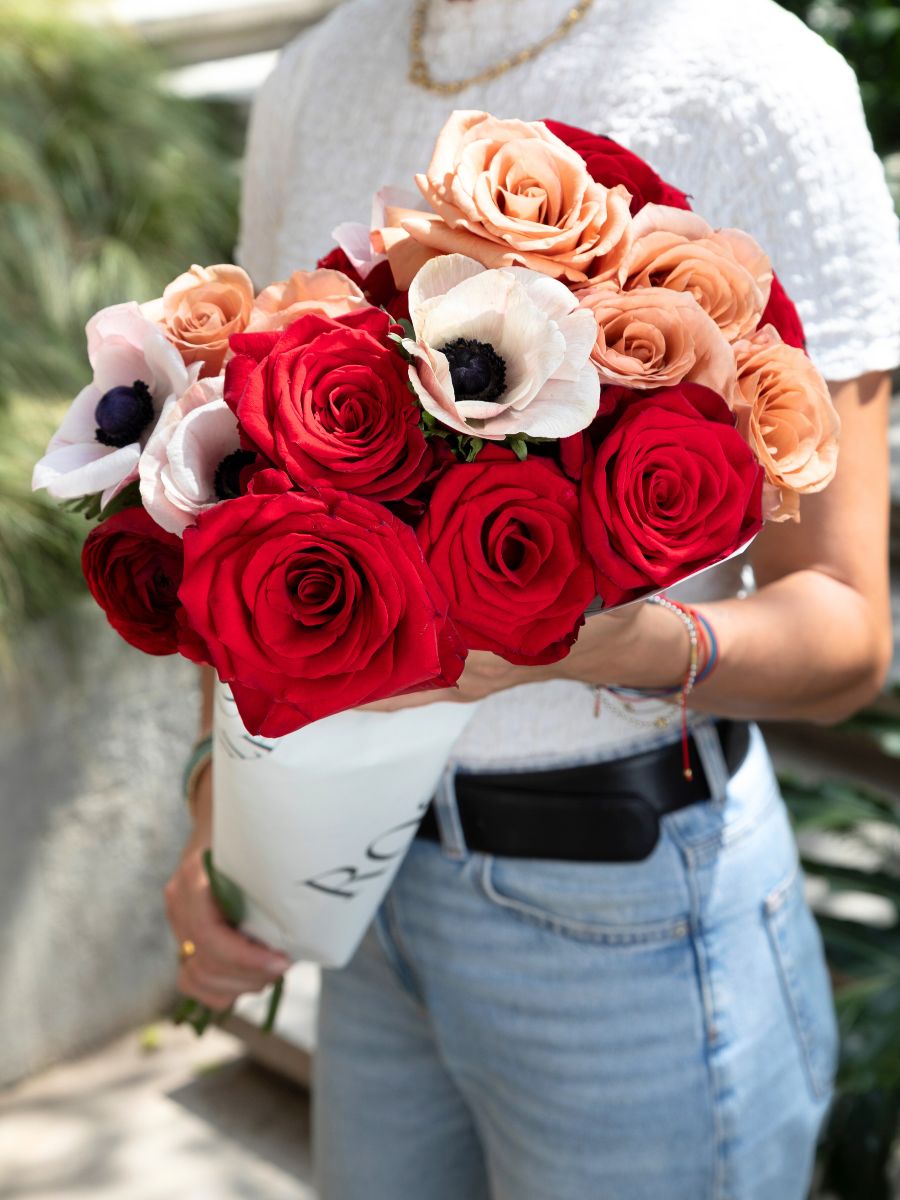 Roses and anemones in a bouquet