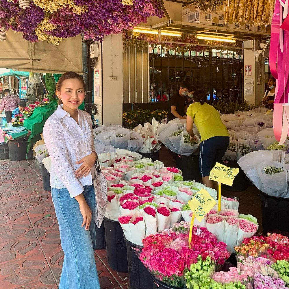 Bangkok Flower Market, known locally as Pak Khlong Talat Flower Market. 