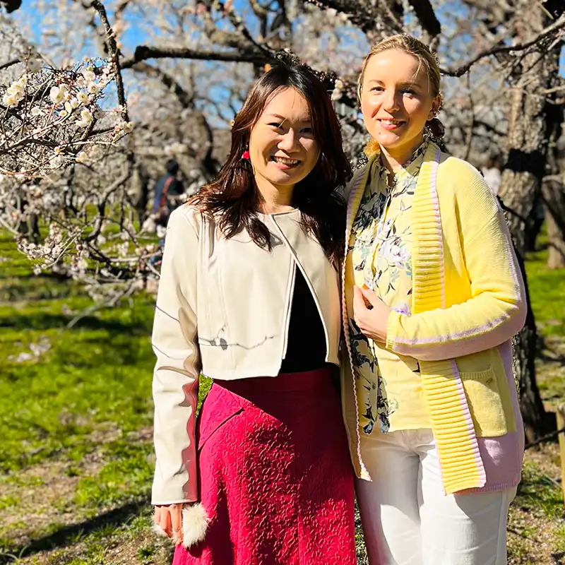 Junko and Katya in Kairakuen Garden