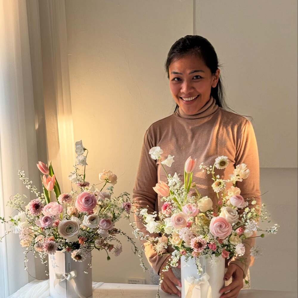 lady doing floral art work