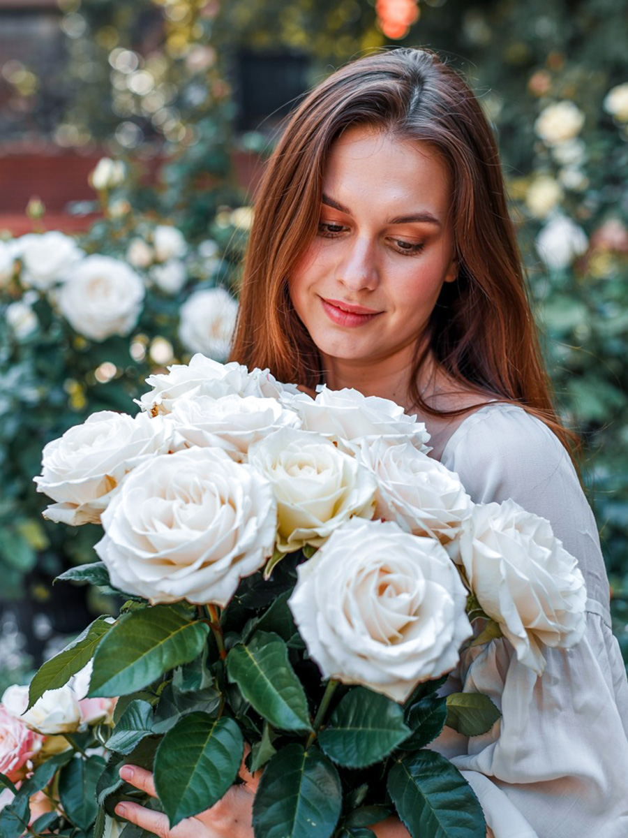 Girl with white roses by surproseme Girl with white roses by surproseme