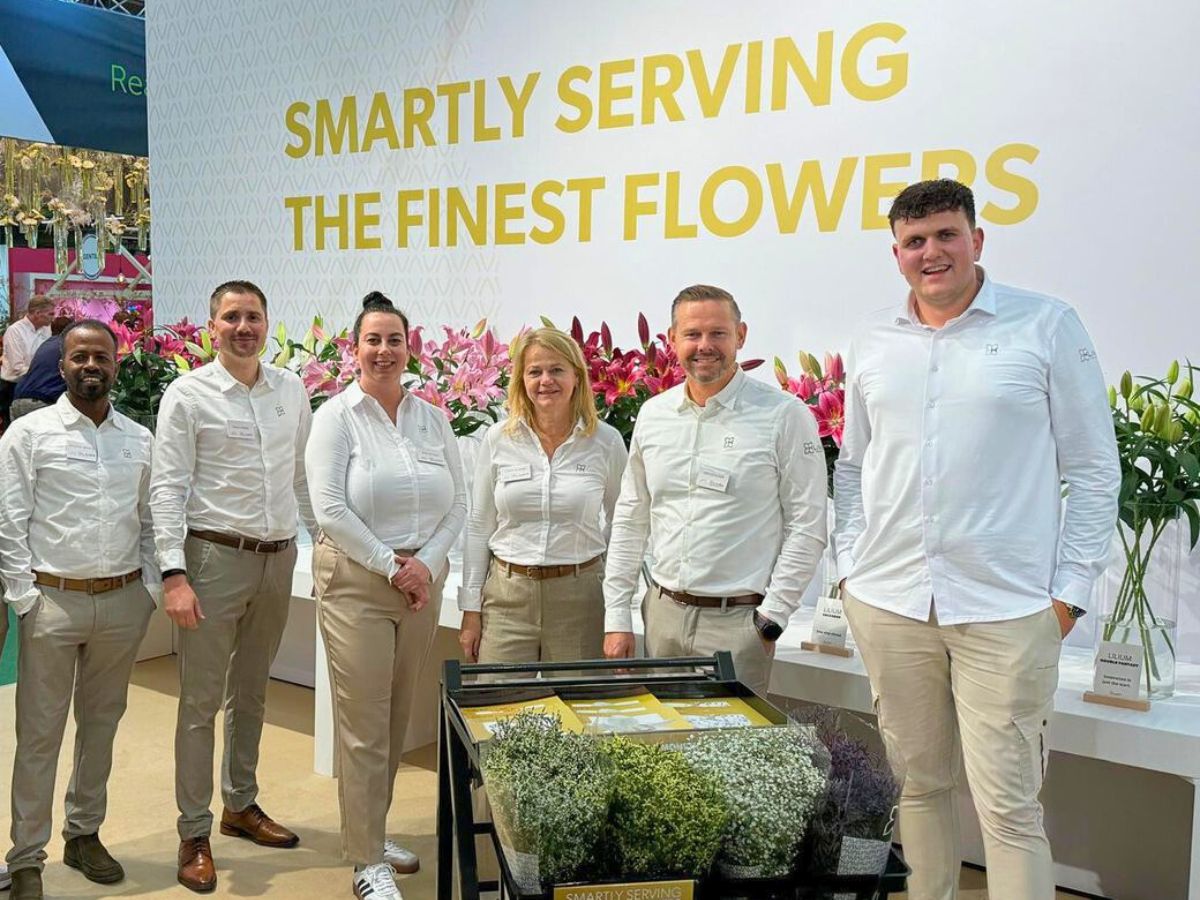 Team Klaver Flowers during the Trade Show in Aalsmeer 10 Questions to Gert Jan