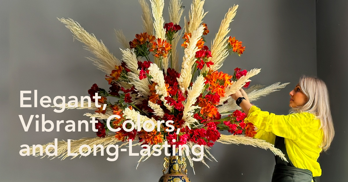 Alina Neacsa’s Elegant Design With Alstroemeria Varieties From Tesselaar Alstroemeria.