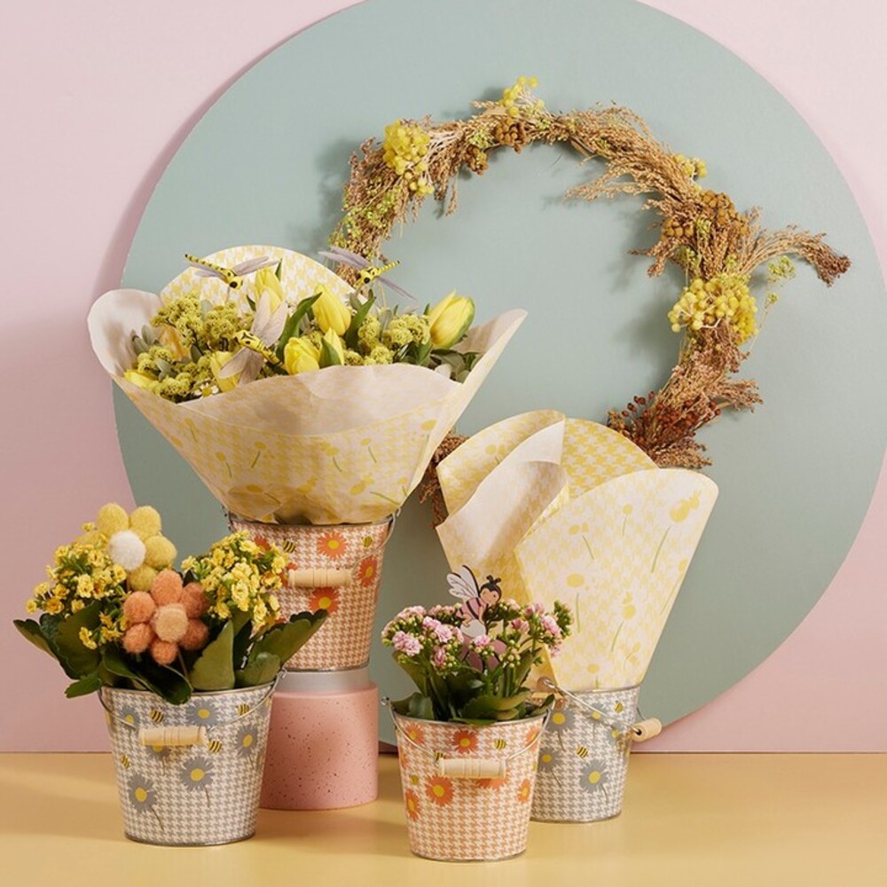 Beautiful Packaging for flowers Beautiful Packaging for flowers