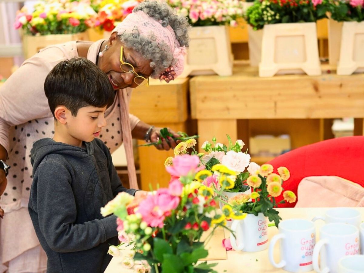 Flowers for the Elderly Flowers for the Elderly