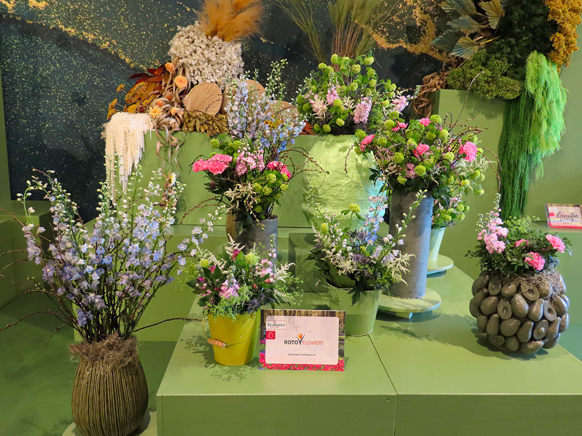 Design with flowers from Roto Flowers at Keukenhof 2025 Design with flowers from Roto Flowers at Keukenhof 2025