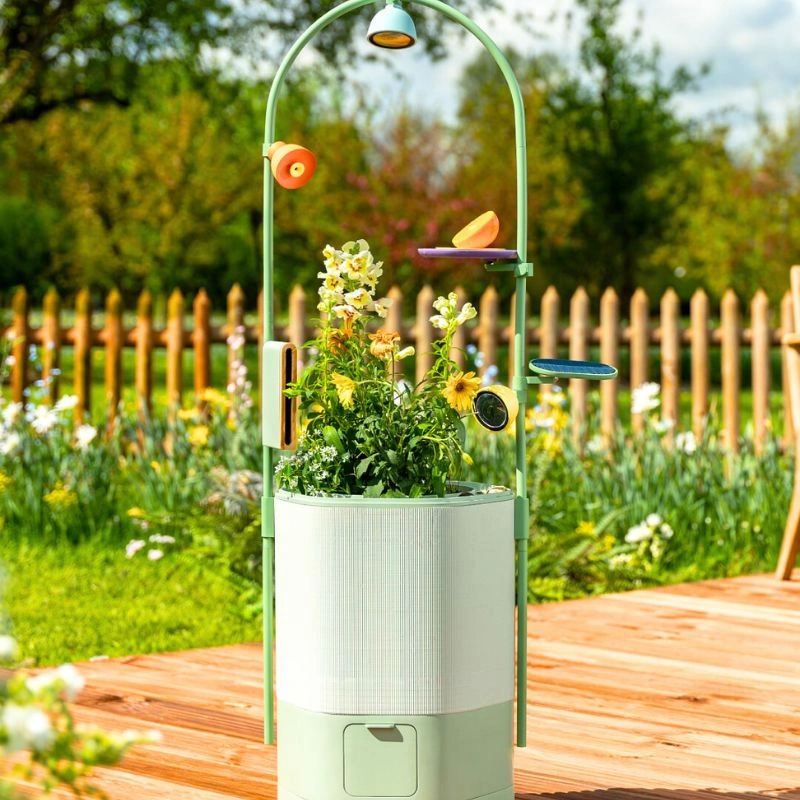 Petal camera