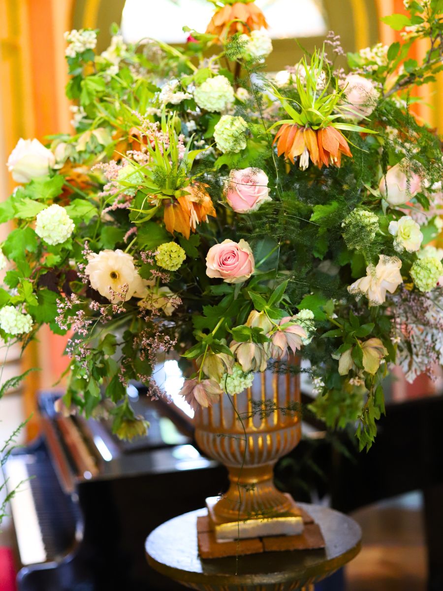 Wild Flowers and Rose Frutteto Gaeatan Jacquet