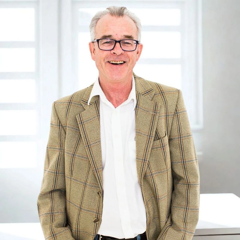 10 Questions to David Dahlson, Director of New Product Development at Mayesh Wholesale