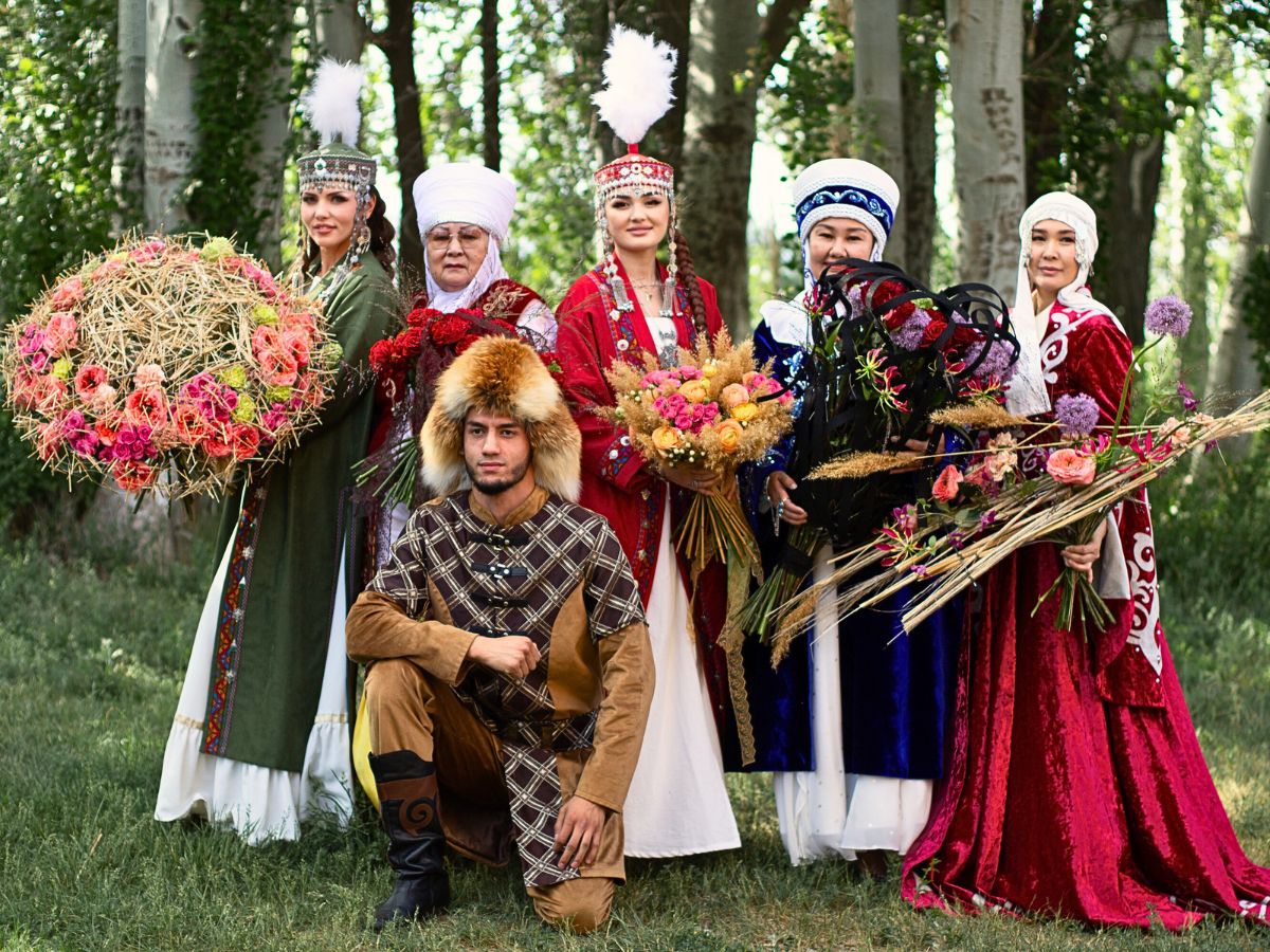 Petr Anokhin Floral Designs Petr Anokhin’s Floral Designs at the Tulip Festival in Taraz