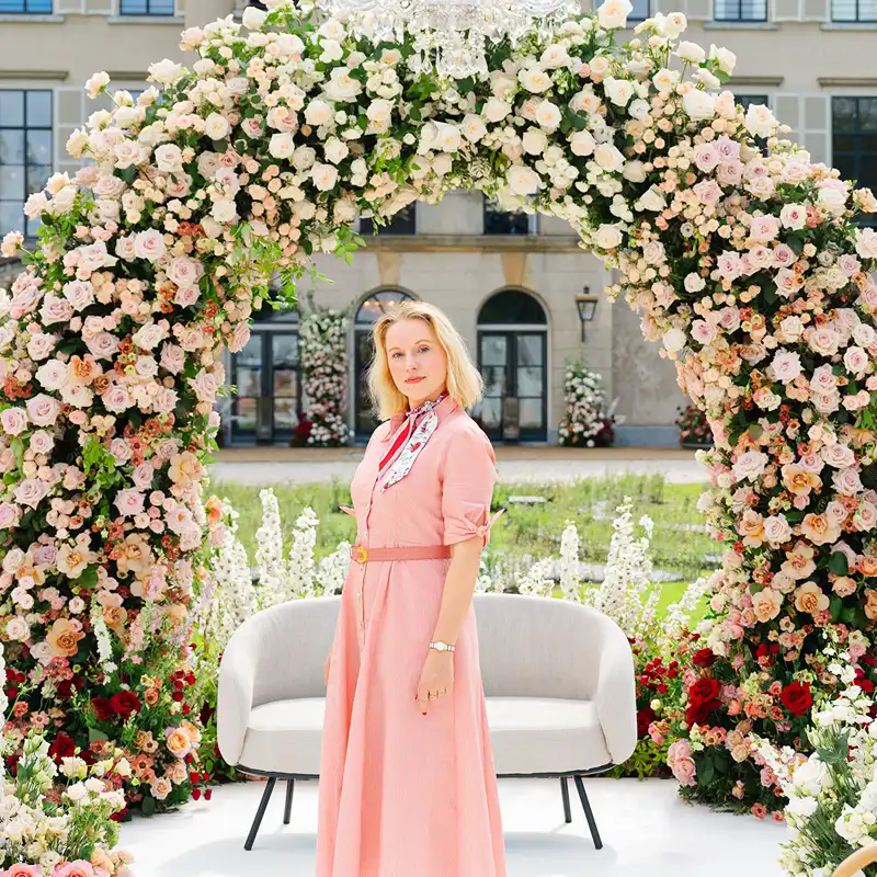 Katya  Hutter ultra-luxury wedding flowers