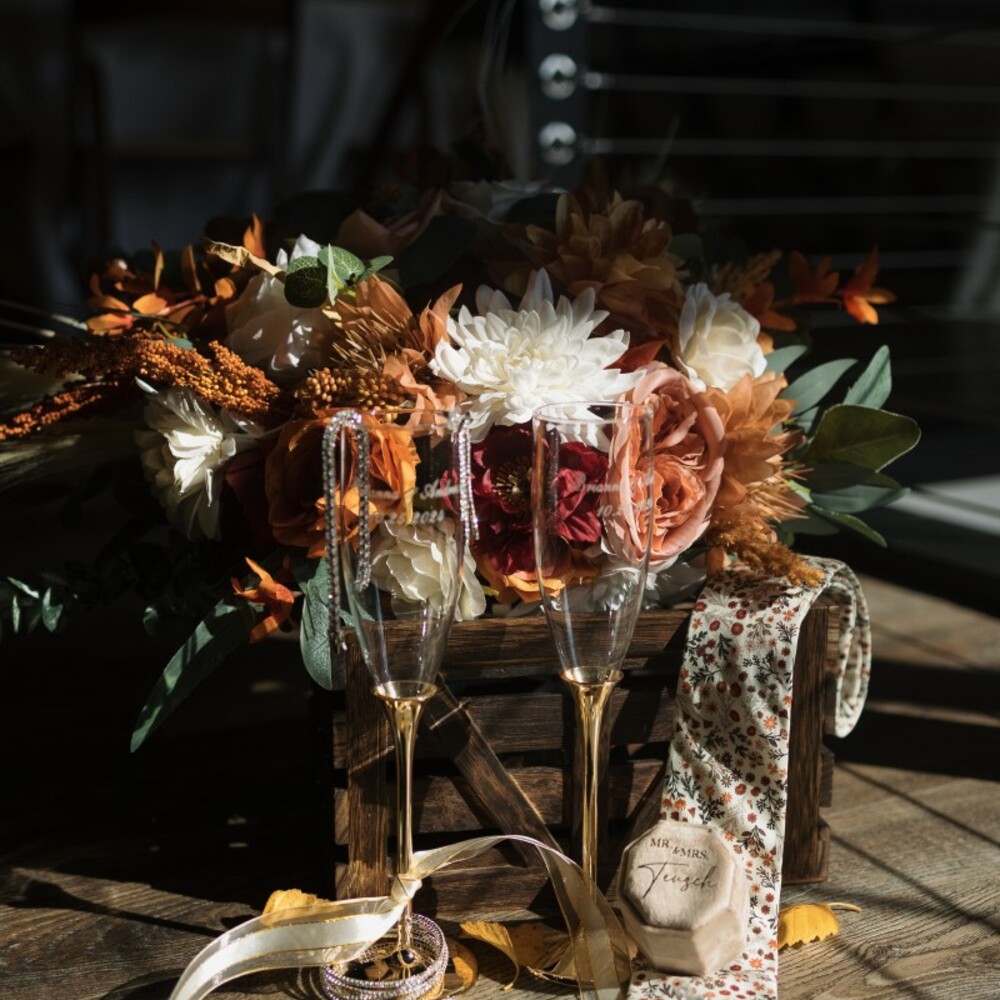 Flower arrangement for wedding