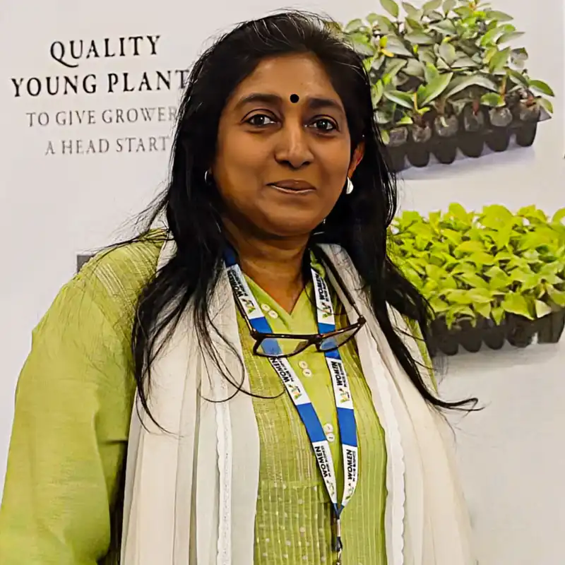 10 Questions to Rashmi Avattar