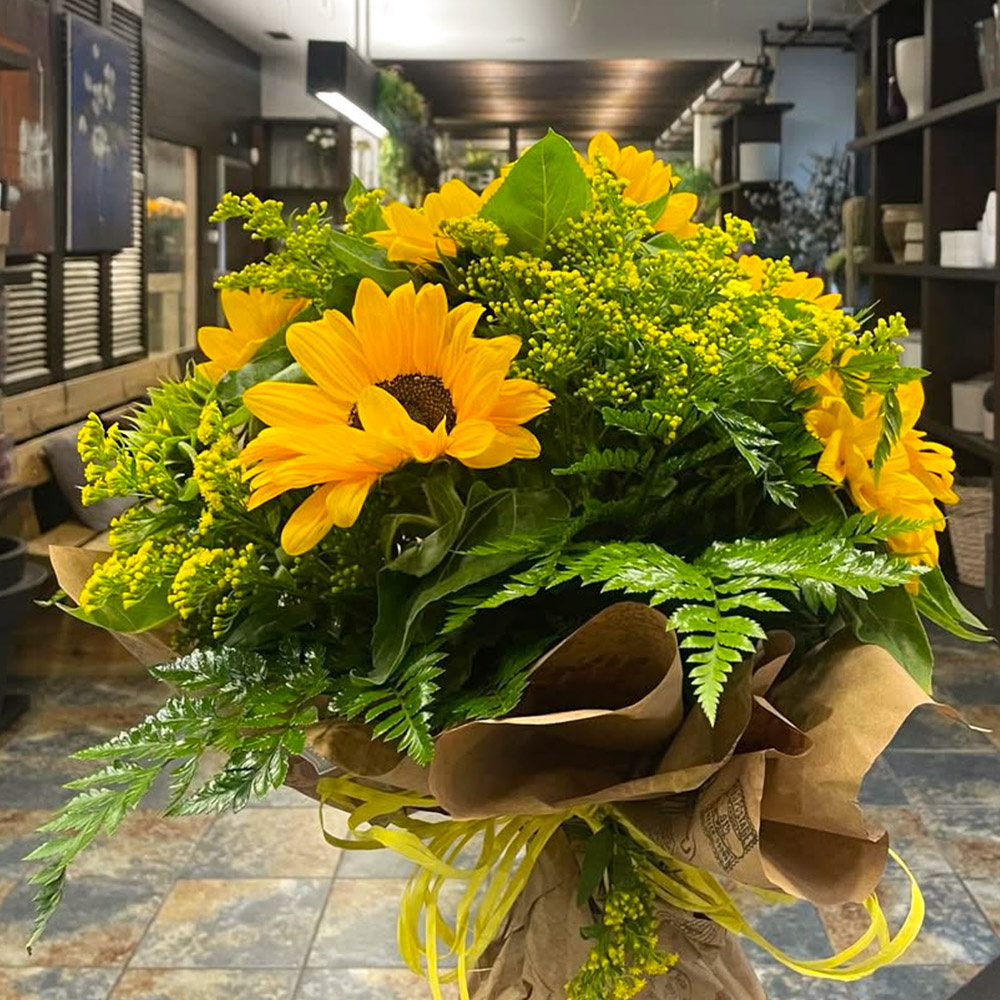 Solidago bouquet by floristeria_casa_arregui