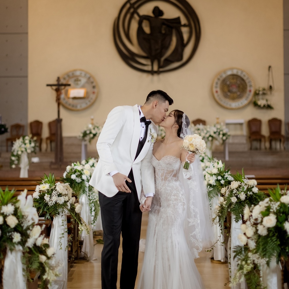 Couple flower bouquet for wedding Couple flower bouquet for wedding
