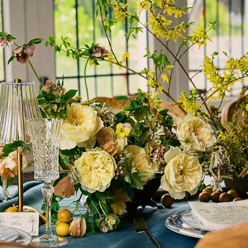 Heather Siu’s Artisanal Touch in Luxury Wedding and Event Designs With David Austin’s New Roses; Rose Enid and Rose Phoebe