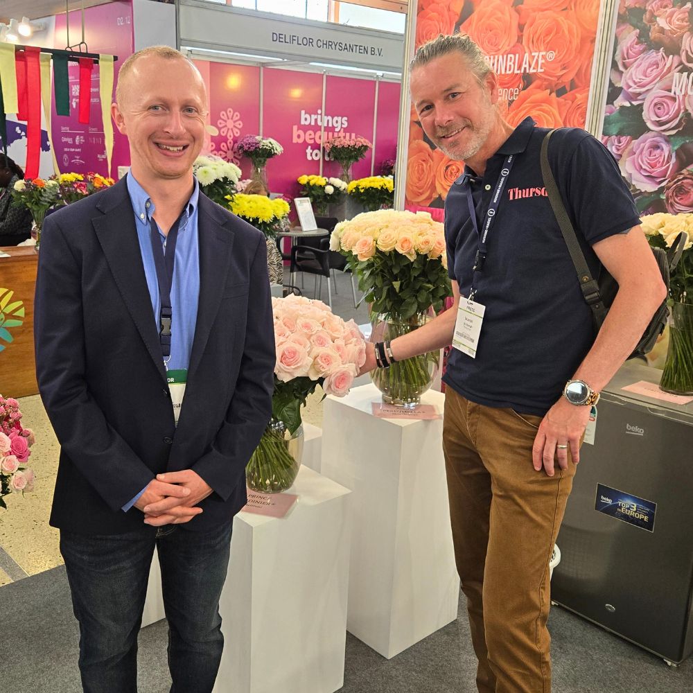 Marcel de Romph managing editor on Thursd poses for a picture with Rowan of Meilland during IFTEX 2025 Thursd at the IFTEX 2025