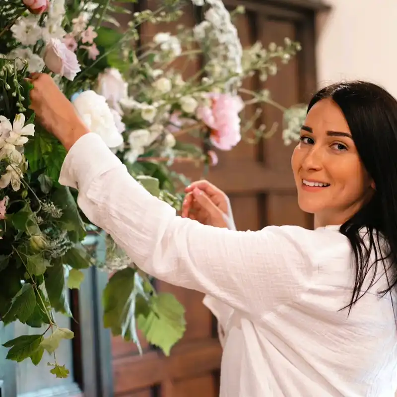 Jess of Rose and Bloom