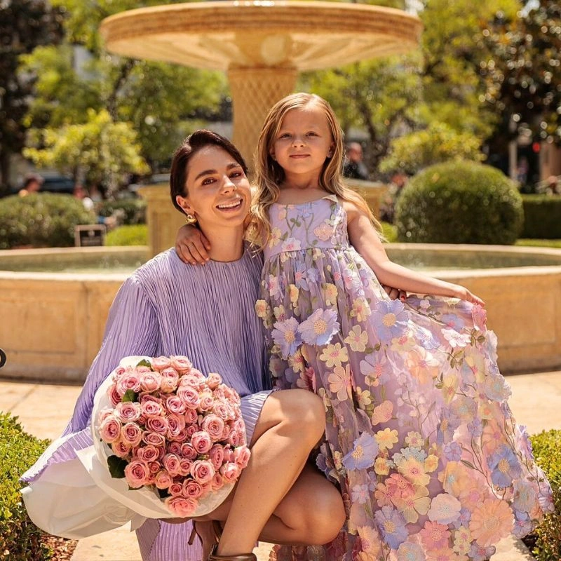 floral wedding traditions feature image