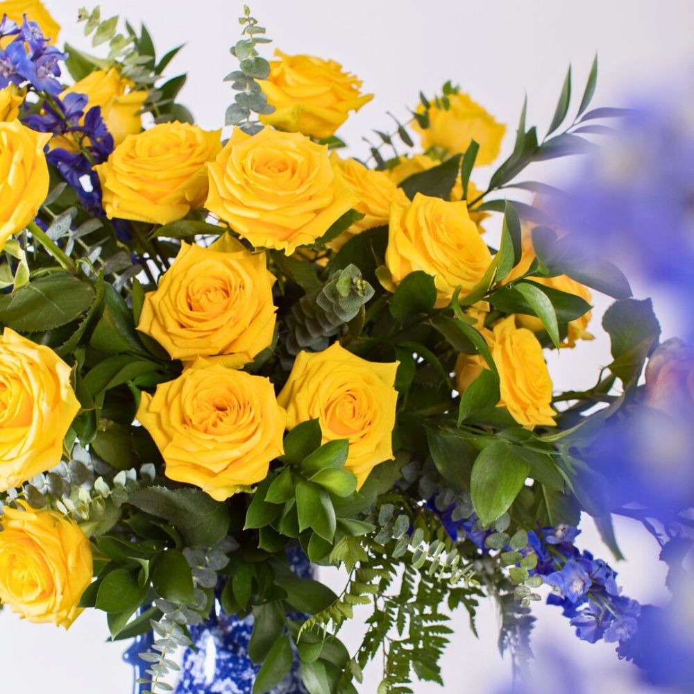 A Sunny bouquet with Rose Super Sun grown by Rosaprima Yellow Roses