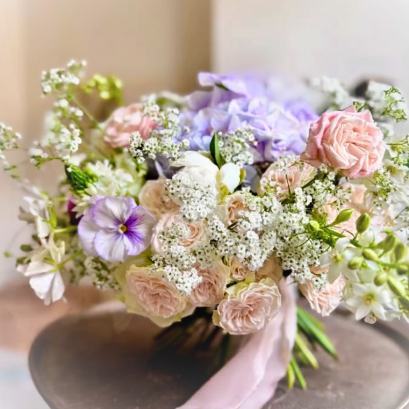 Wedding Bouquet Flower and Taste With Gypsophila Wedding Bouquet Flower and Taste With Gypsophila