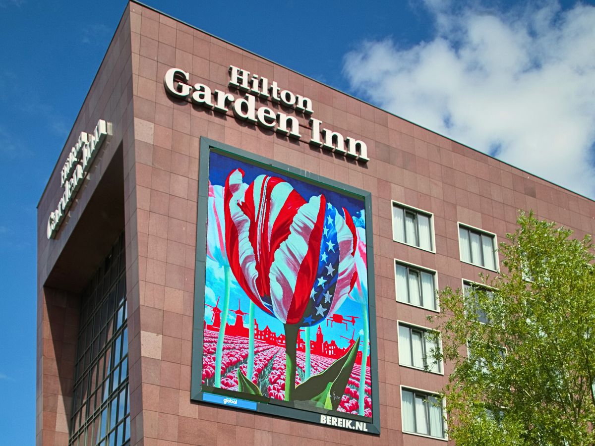 Wilma Mesma’s Tulip Artwork Along President Trump’s Route to NATO Summit Highlights Dutch and U.S Ties