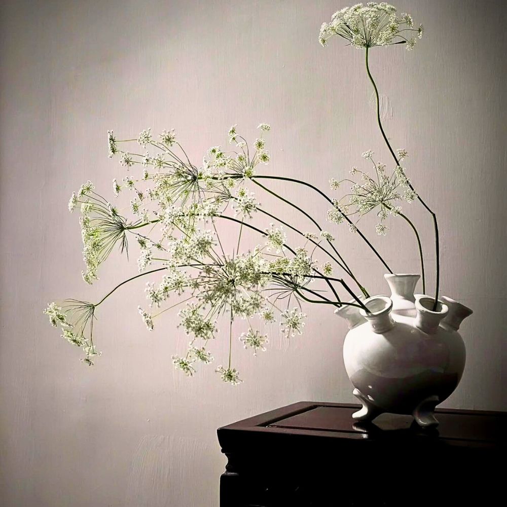Japanese Flower Arrangements Like Ikebana Embody Traditional Values Through Iki