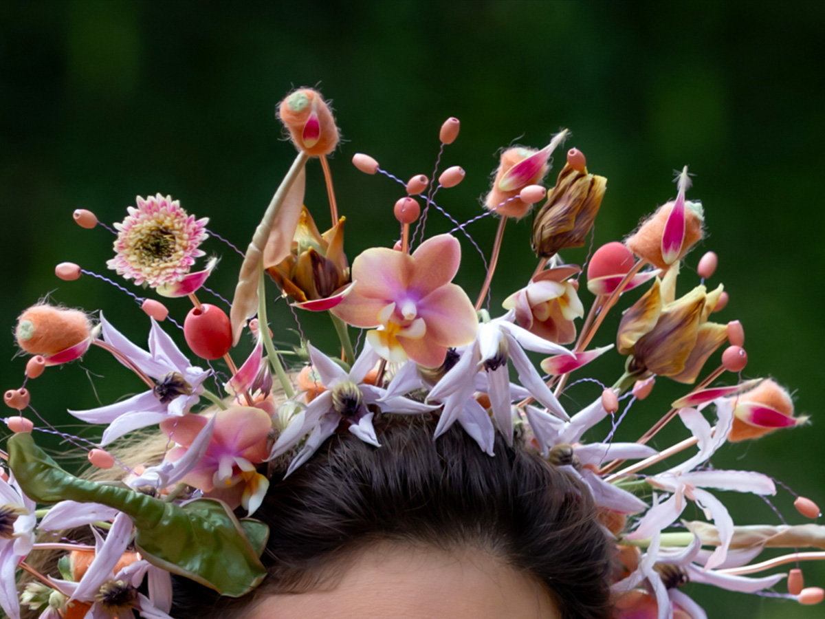 Krisztian Kover Summer Queen flower crown Krisztian Kover Summer Queen flower crown