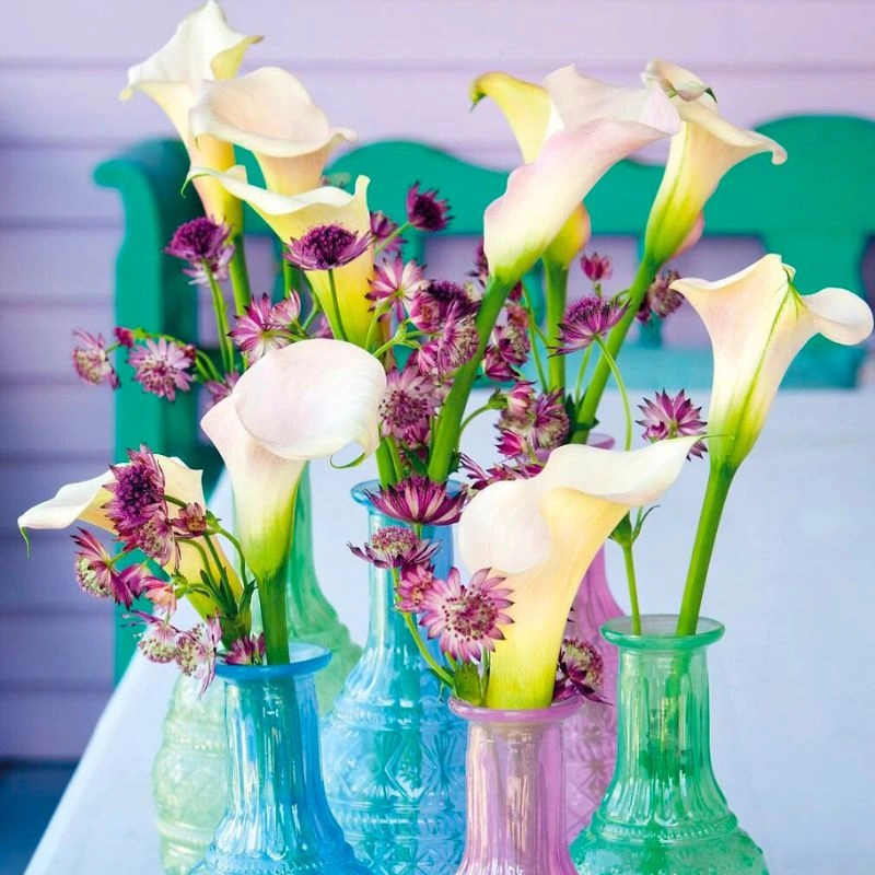 Outdoor calla decoration