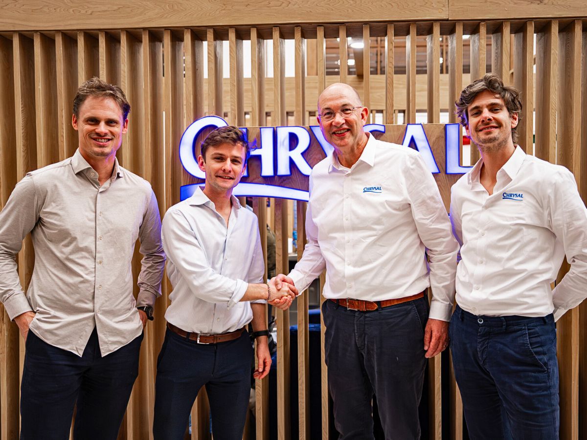 Lima Labs and Chrysal Lima Lab and Chrysal Revolutionizing Flower Cultivation Using Technology.