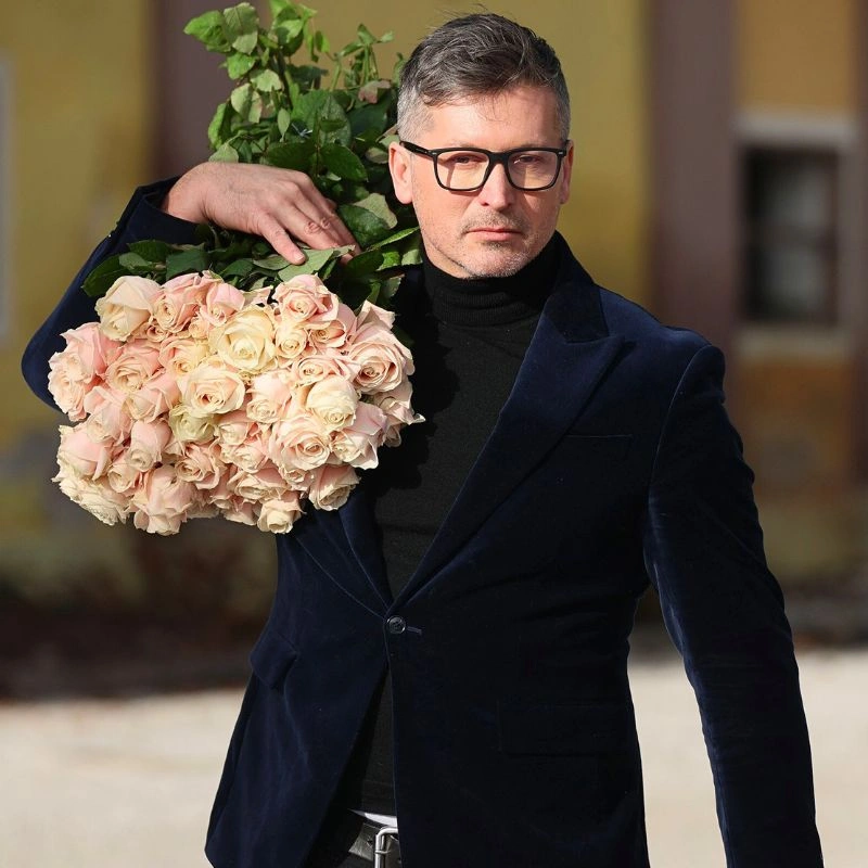 10 Questions to Simon Ogrizek