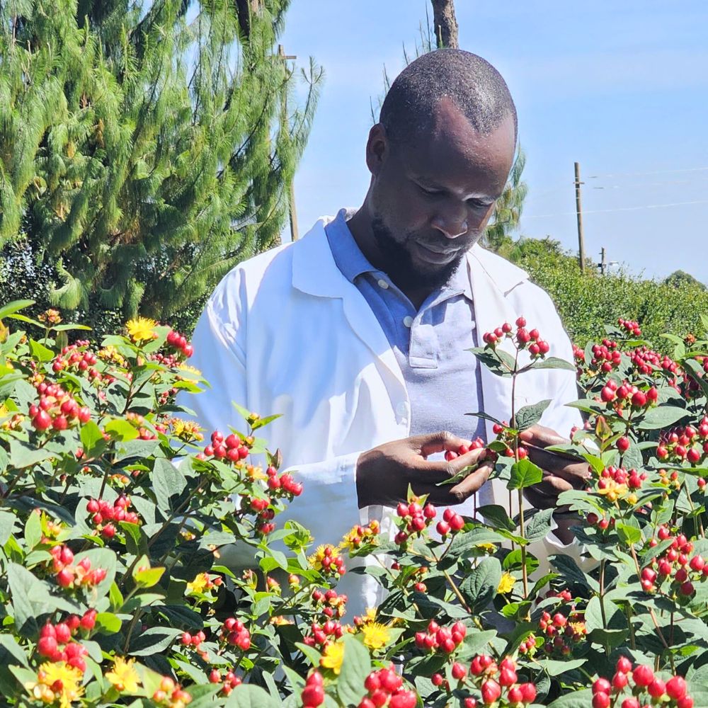 Edwin Kirwa during his visit to Rimi Flora Marketing for Growers