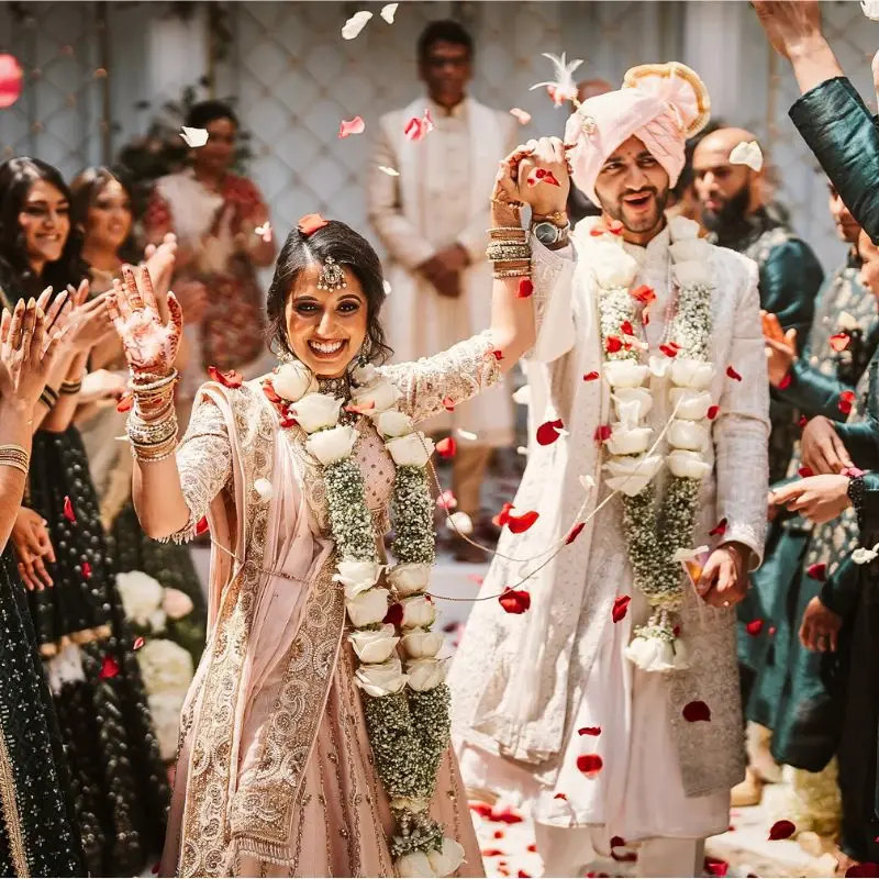 The Best 8 Indian Wedding Flowers for Your Big Day