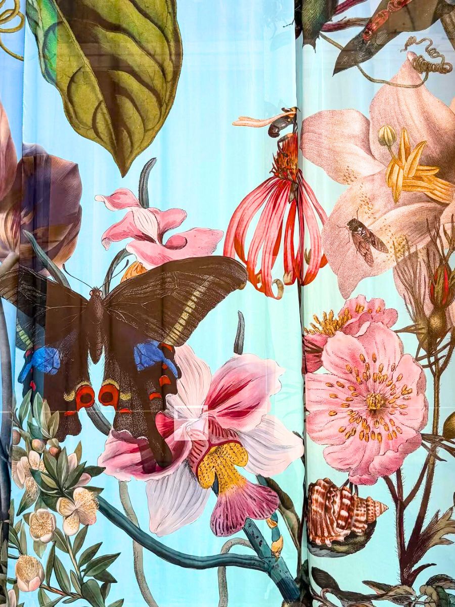 Flowers as a universal symbol