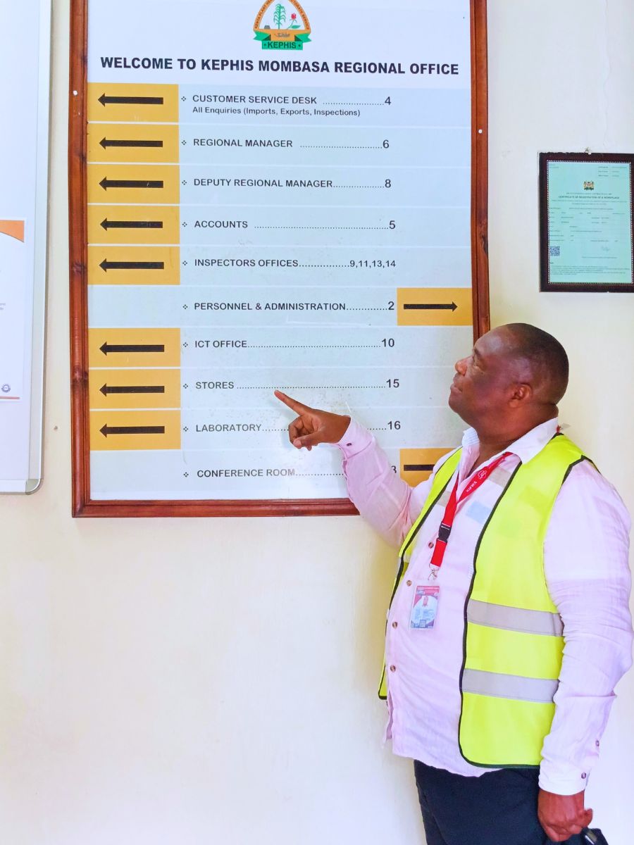 Japhet Murori M'Athuo Delta Cargo Connections' Japhet Murori M'Athuo ensures your perishable and dry cargo orders get to their destinations perfectly.