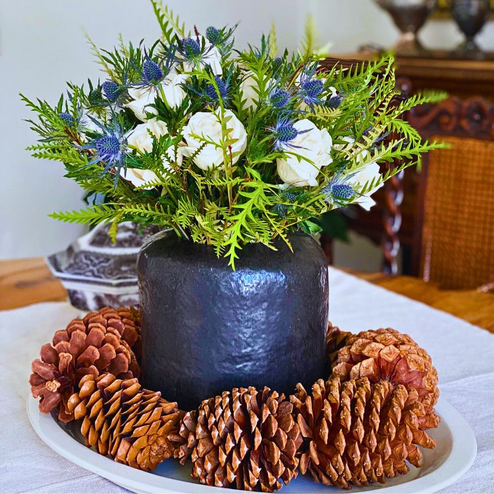 Sea holly design sea holly is known to be deer and rabbit resistant and can be grown easily around house borders and fencing - inset an indoor pot consisting of centerpiece with eryngium flowers
