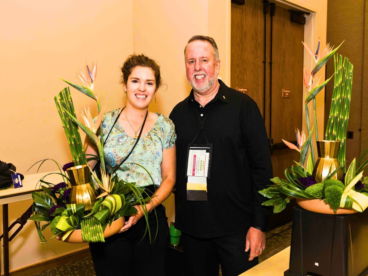 FLORAL FAREWELLS: PAST, PRESENT AND FUTURE. Presented by Chris Collum-Williams FLORAL FAREWELLS: PAST, PRESENT AND FUTURE. Presented by Chris Collum-Williams