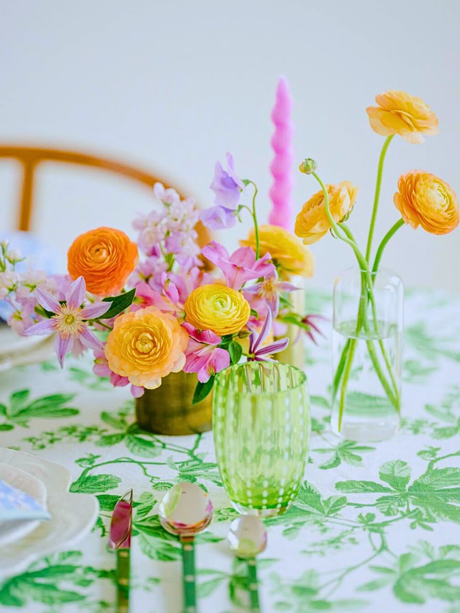 Simple floral design Simple and Minimalist Design Ideas to Capture the Easy Essence of Summer