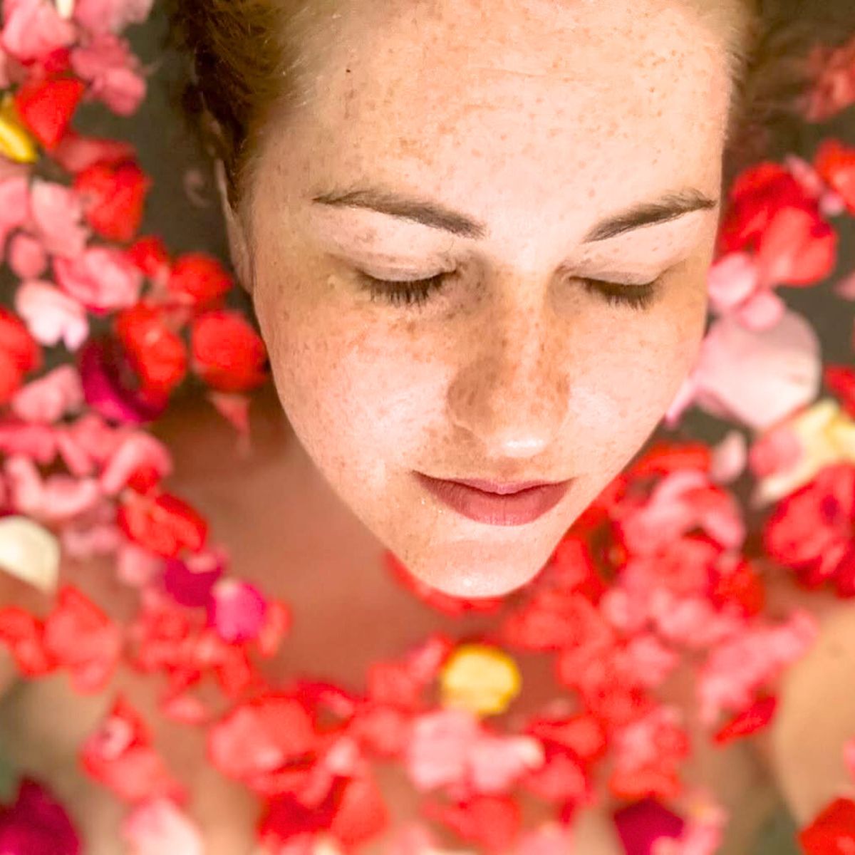 Relaxing amongst flower petals