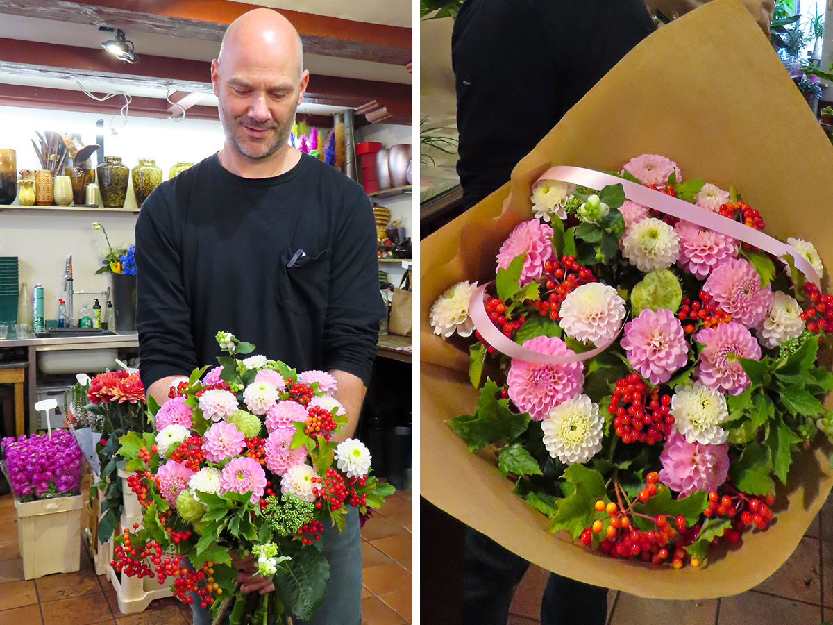 Jemi Bloemen Michel finished packed small Dahlia bouquet Jemi Bloemen Michel finished packed small Dahlia bouquet